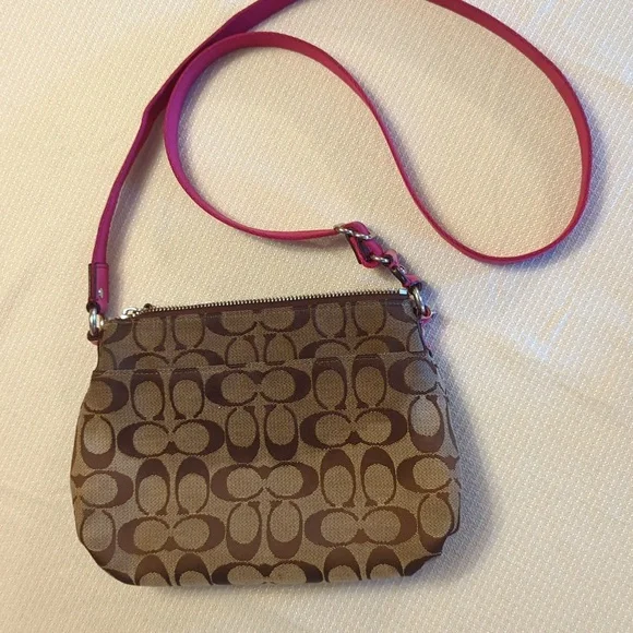 Coach Cross-Body & Matching Wristlet/Wallet - Picture 2 of 6